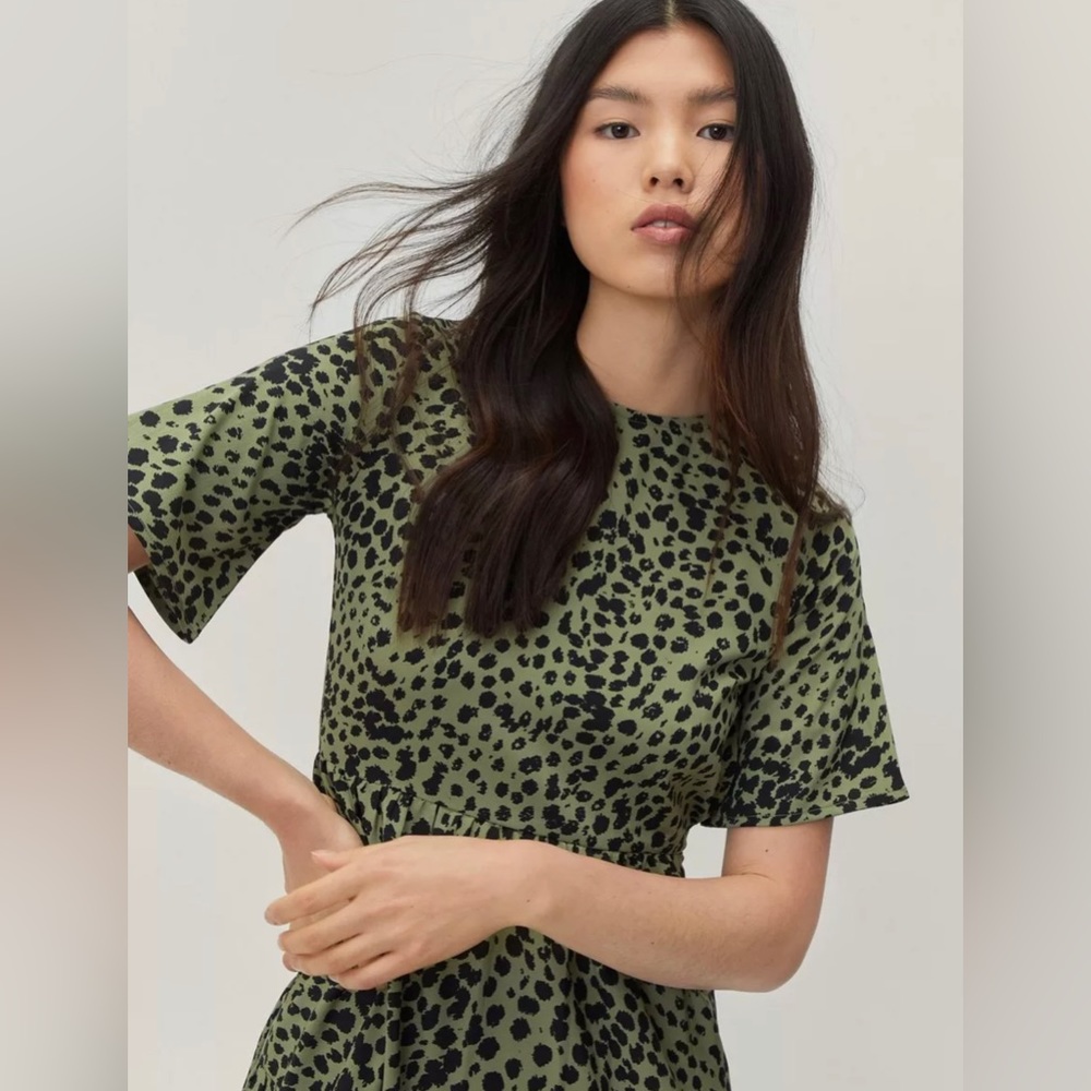 Nasty Gal Green and Black Animal Print Tiered Dress